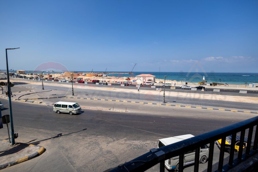 Apartment for sale 85 m Sidi Bishr (directly on the sea)
