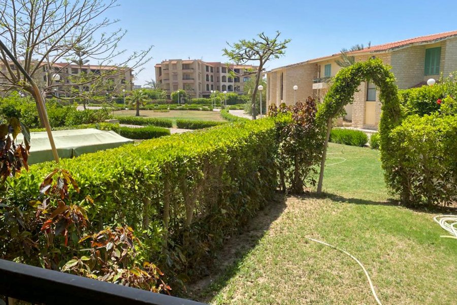 Ground chalet + Garden for sale (New Maamoura)