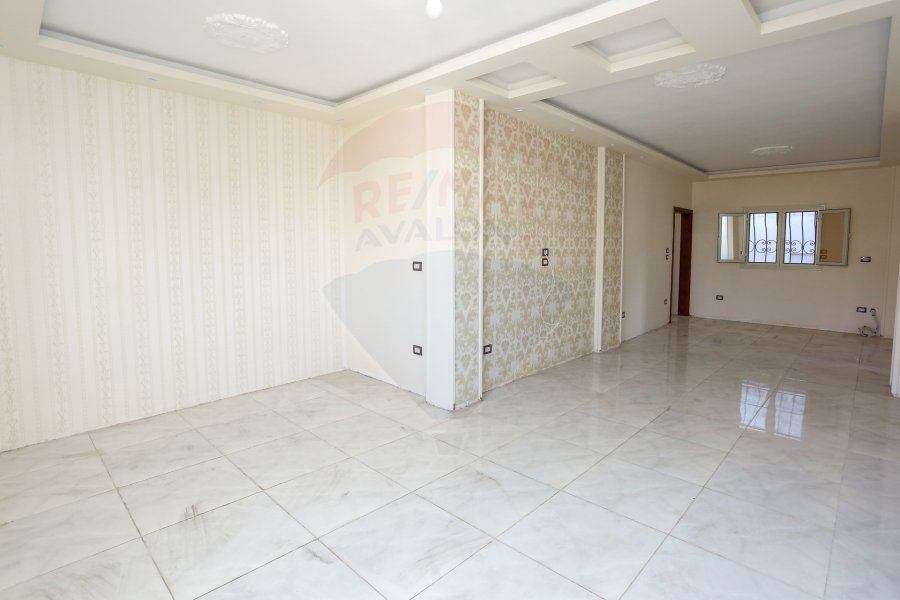 Apartment For Sale 140 m + Private Roof Louran (EleqbalSt.)