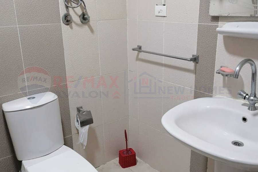 Apartment for 170 m Sporting (Directly on the tram)