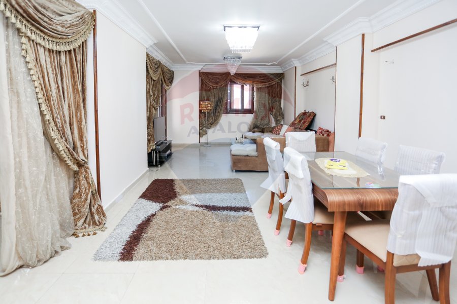 Furnished Apartment for rent 140 m Gleem ( Directly in Abo Qeer St.)