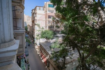 Apartment for sale 200 m Louran (2nd no. from Abu Qir St.)