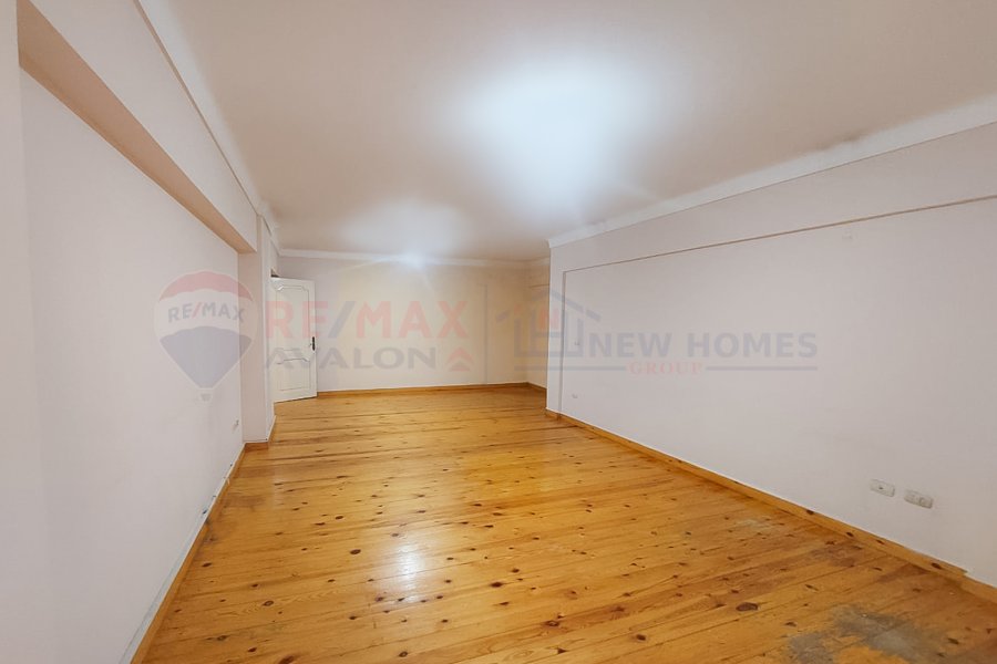 Apartment for rent 305 m Smouha (Kamal El-Din Salah st - Villas District)
