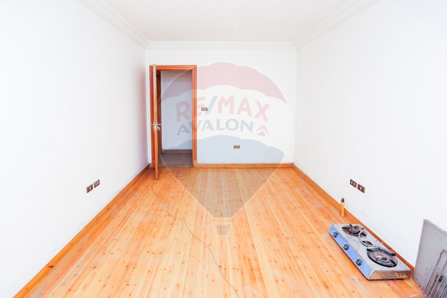 Apartment For Sale 275 m Louran (Sharaawy St .)