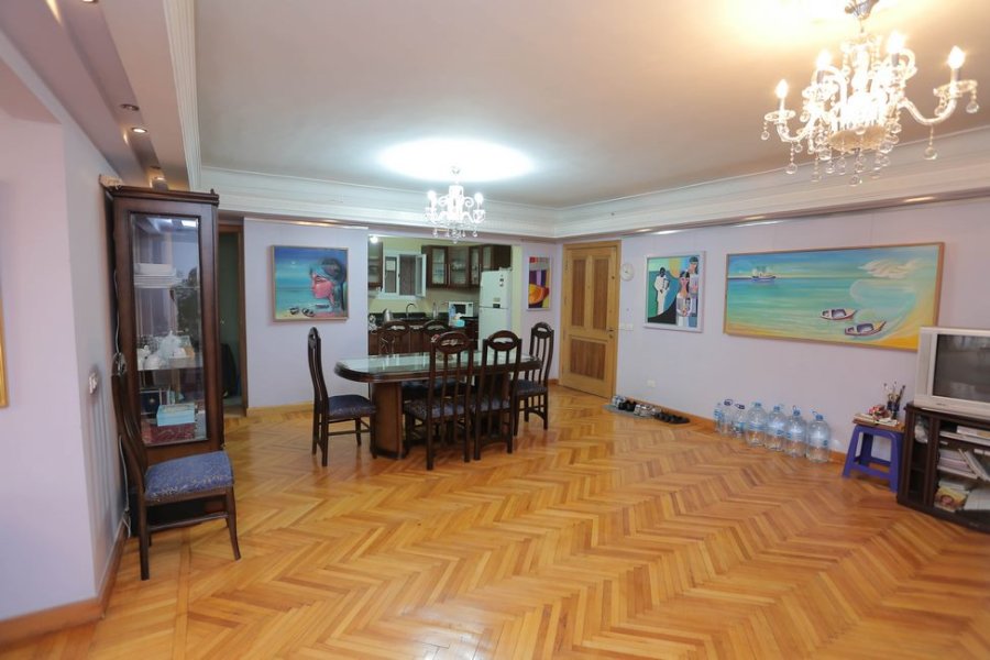 شقة للبيع 135م  سموحة (ش مصطفي كامل ) مسجلة شهر عقاري