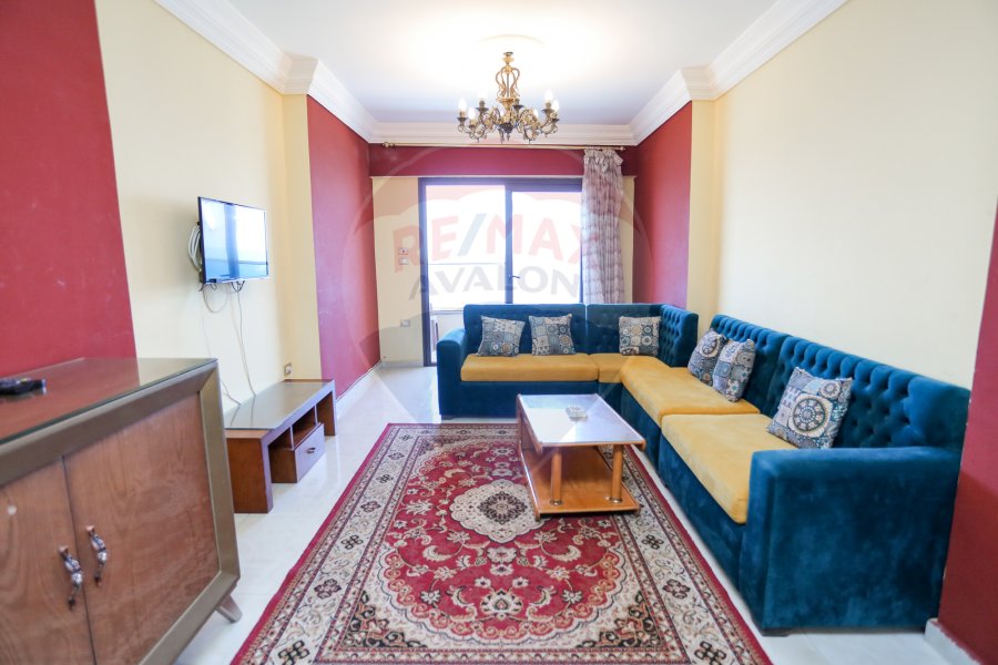 Apartment for sale 145 m almontaza ( Elgesh Road - directly on the sea )