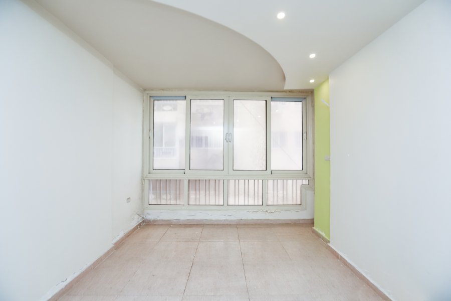 Apartment for Sale 110 M Miami (Directly on the sea)