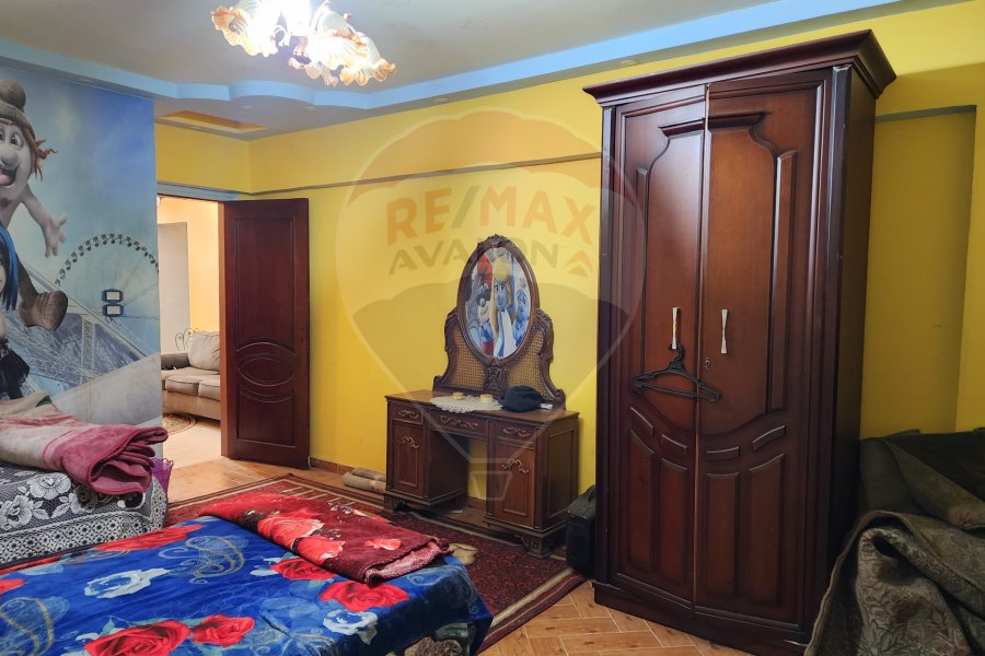 Licensed Apartment for sale 174 m Sidi beshr (El-Essawy main St.)