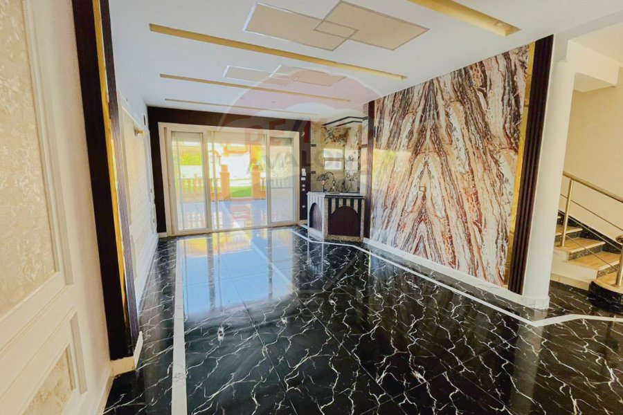 Stand alone Villa for sale (Perla Marina) 200 m