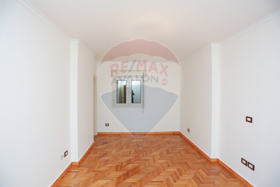 Apartment for Rent 245 m Smouha (Moustafa Kamel St)