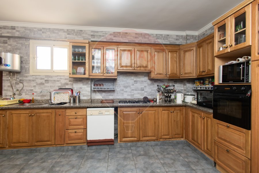 Villa for sale 600 m King Mariout (Green Oasis Compound)