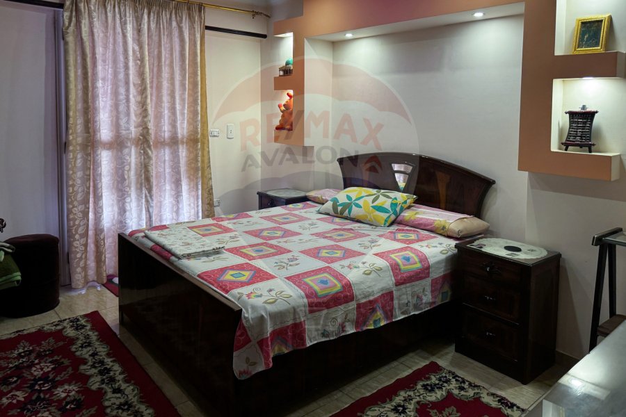 Apartment for sale 203 m Saba Basha (Steps from the sea)