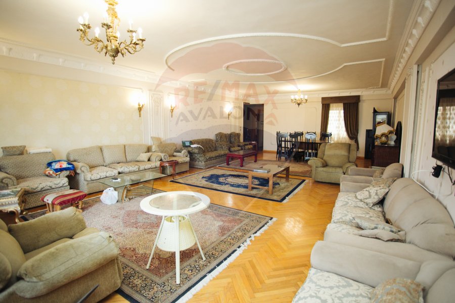 Apartment for sale 243 m Smouha (Bahaa Al-Din Elghatory St)