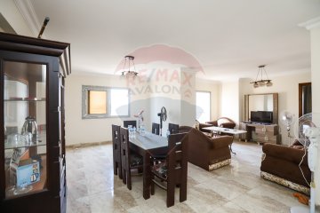 Apartment for sale 160 m Sidi Gaber (El-Mosher St- Steps From Sea & Tram Station)