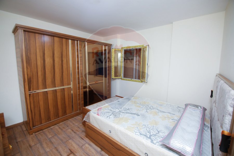 Furnished apartment for rent 160 m Gleem (Abd El-Salam Aref St)