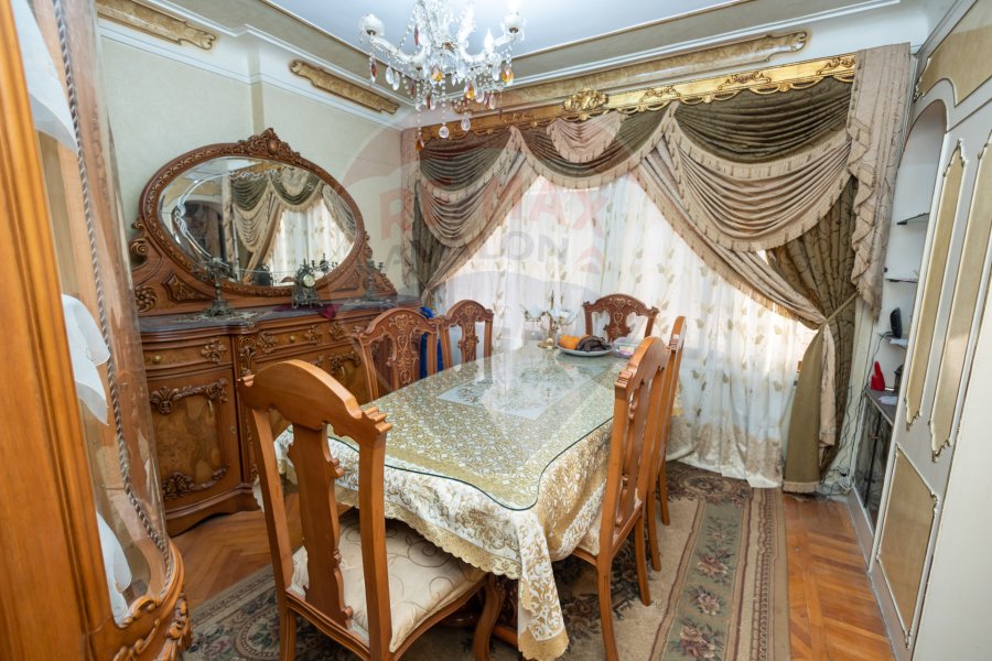 Apartment for sale 150 m Mostafa Kamil (steps from Abu Qer st.)