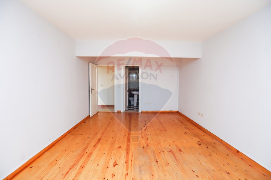 Apartment for sale 194 m Louran (Behind Mansour Palace)