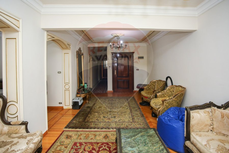 r sale 175 m Kafr Abdo (Mohamed Safwat St)