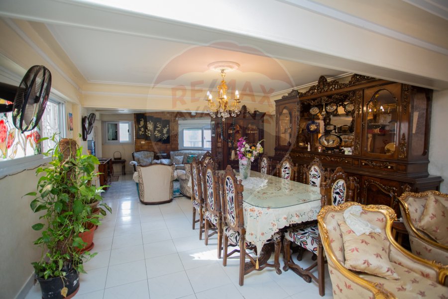Apartment for sale 170 m Saba Basha (directly on the tram)
