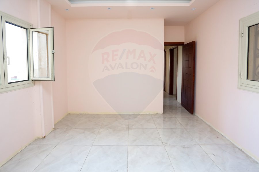 Apartment For Sale 140 m + Private Roof Louran (EleqbalSt.)