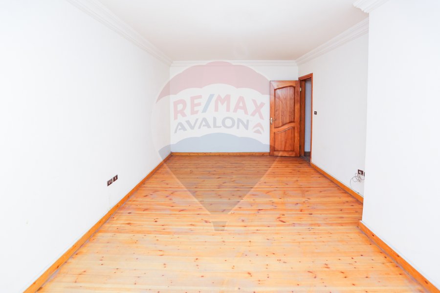 Apartment For Sale 275 m Louran (Sharaawy St .)