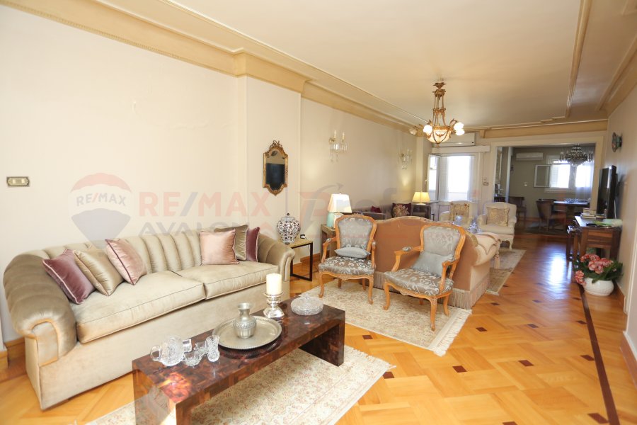 Apartment for sale 150 m Kafr Abdo (Steps from Saint Jenny Square)