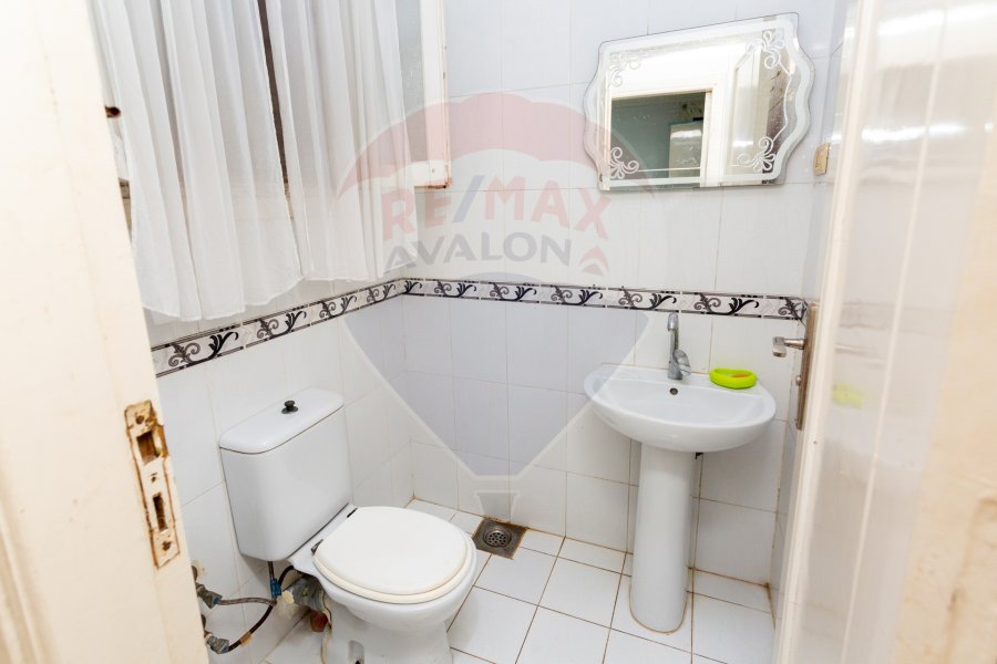 Apartment for sale 150 m Camp Caesar (Tanis Street)