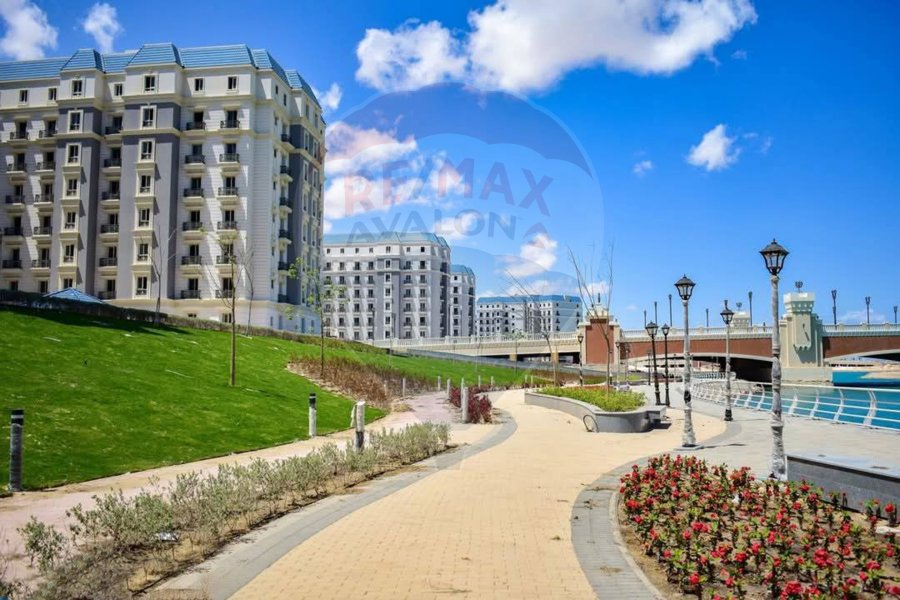 شالية للبيع العلمين (الحي اللاتيني) 90 م