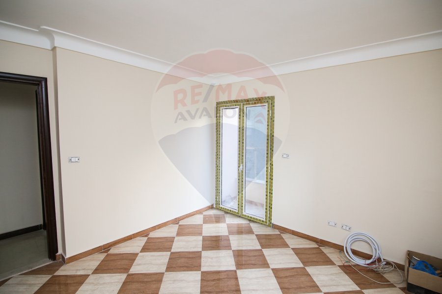 Apartment for sale 140 m Camp Caesar (El Geish Road - Brand Building)