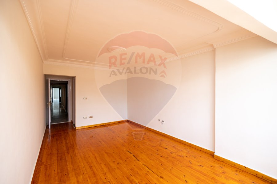 Apartment for sale 194 m Louran (3 Num from the sea)