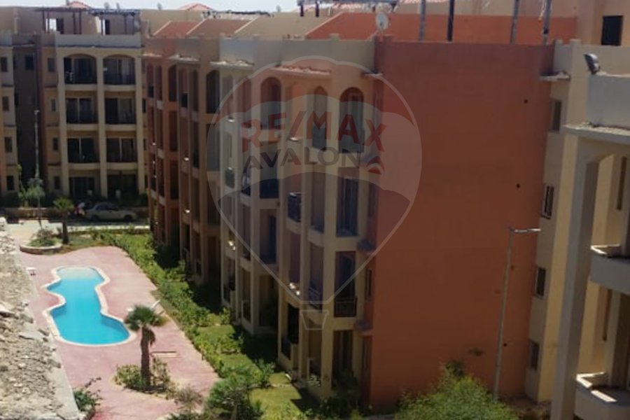 Chalet + roof for sale 100 m + 100 m coast (Emirates Heights Village)