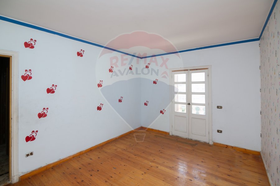 Apartment for sale 270 m Kafr Abdo (branching from Ismailia)