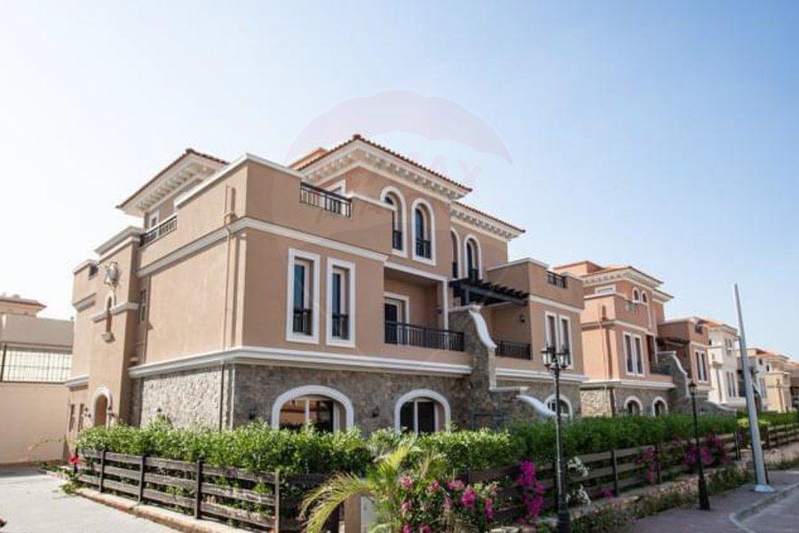 Twin house villa for sale 258m King Marriott (Jewar Compound)