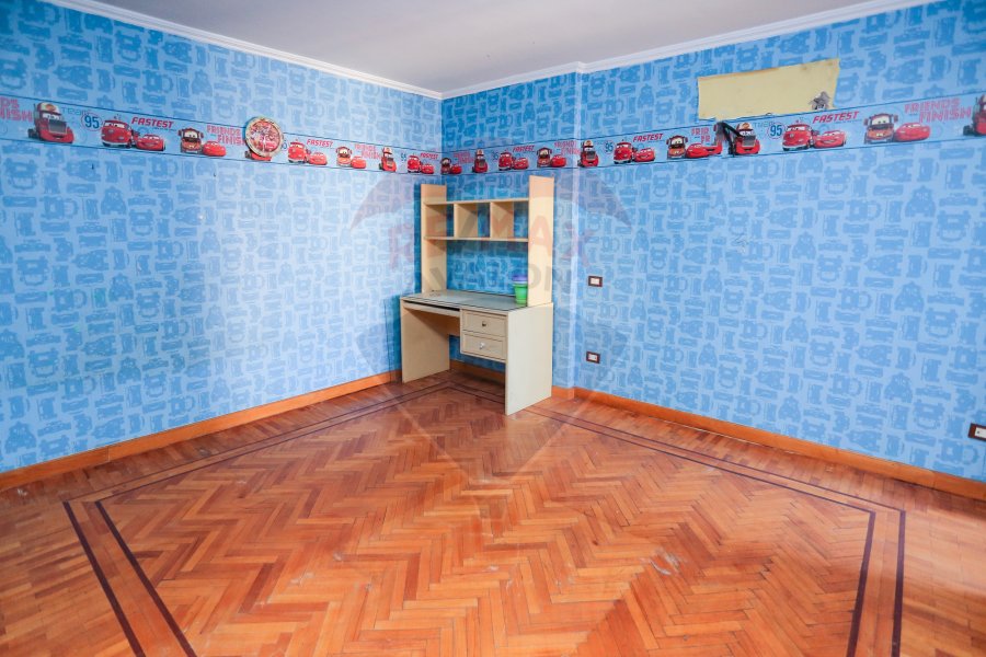 Apartment for sale 201 m Smouha (Continental Palace-Tut Ankh Amun St.)