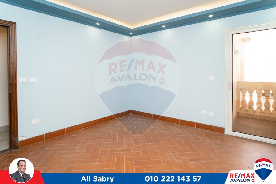 Apartment For rent 205 m Louran (El-Ekbal st.)