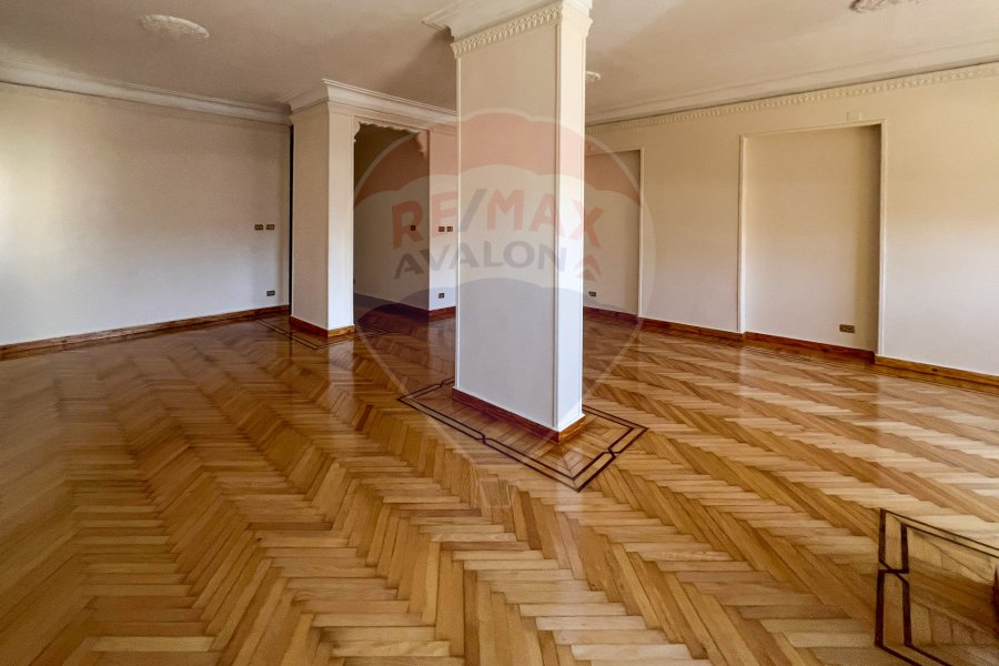 Apartment for rent 240 m Sedi Gaber (Bahaa El Din El Ghatoury St)
