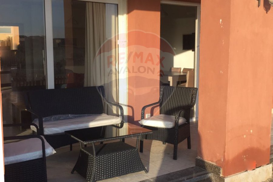 Furnished Ground chalet with garden for rent (Verde - Marassi) 140 m