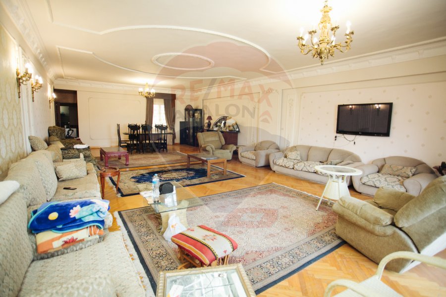 Apartment for sale 243 m Smouha (Bahaa Al-Din Elghatory St)
