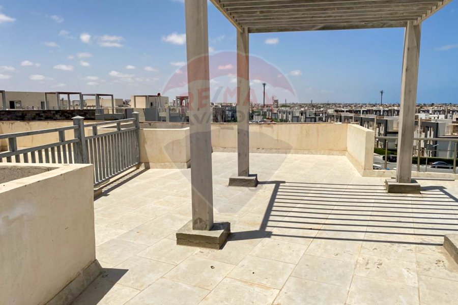 Chalet + roof for sale North coast (Marseille Beach 4) - 95 m + 95 m