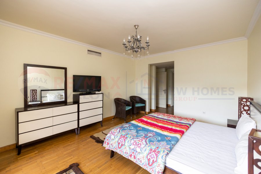 Apartment for sale 298 m San Stefano (Four Seasons)
