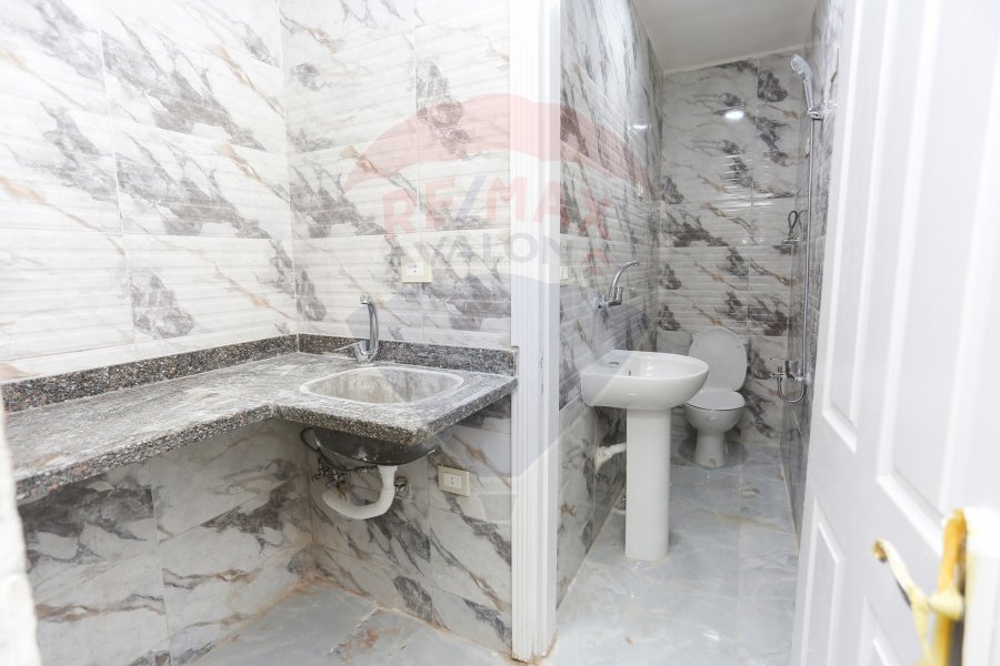 Administrative apartment for sale 130 m Al Saraya (branching from the tram)