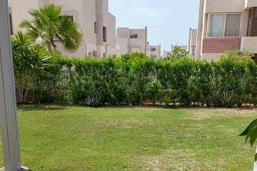 شاليه أرضي بجاردن للبيع (هاسيندا باي - سيدي عبد الرحمن) 175 م