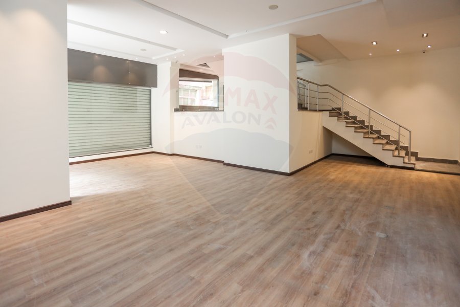 Shop + Mizzan for rent 750 m Sidi Gaber (Abo Qur st)
