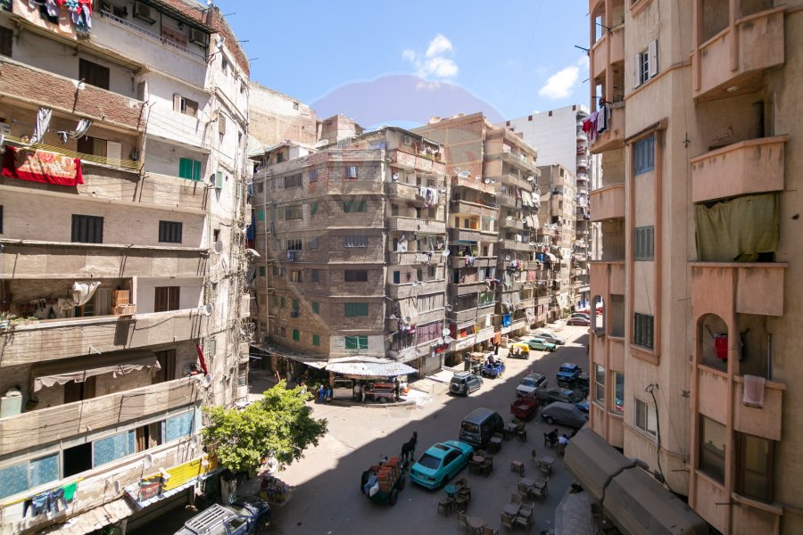 شقة للبيع 250 م الساعة (شارع أولياء الرحمن)