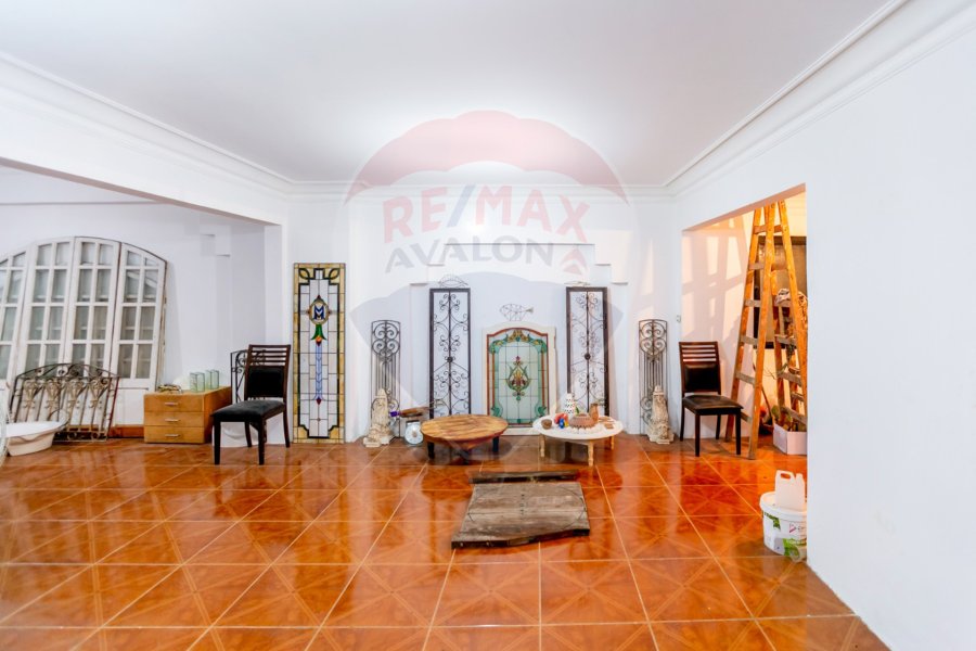 Adminstrative Unit for rent 140 m Louran (Branched from ikbal st.)
