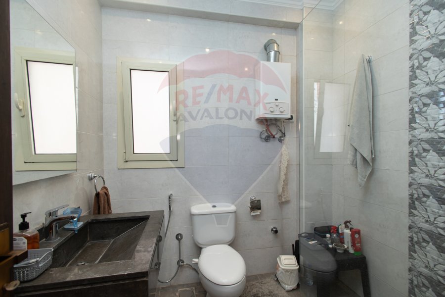 Villa for sale 600 m King Mariout (Green Oasis Compound)