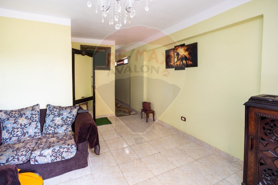 Apartment for sale 75 m Janaklis (Branched from Zou Al Fekar St)