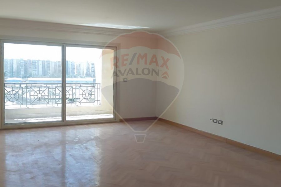 Apartment for sale 275 m Smouha (Transport and Engineering St.- Smouha Terrace)