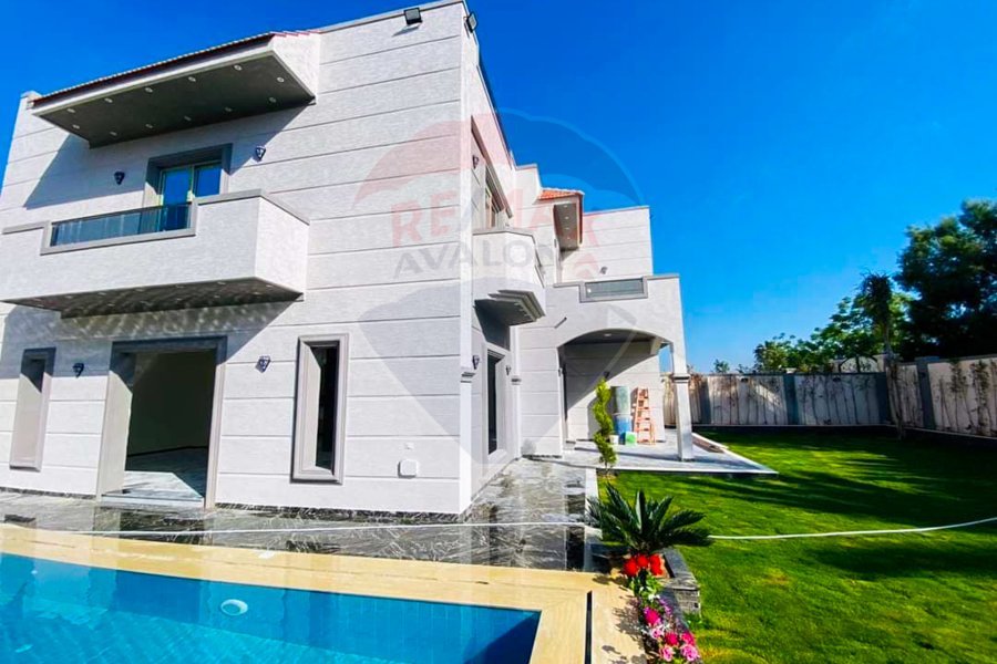 Registered villa for sale 500 m king Mariout (Al-King main st.)