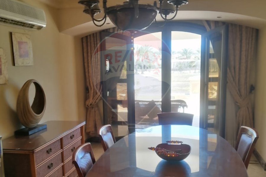 Villa for sale north coast (Marina 5) 1,000 m